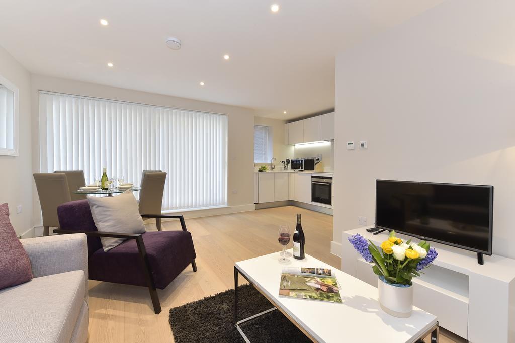 Tower Bridge City Apartments London Room photo